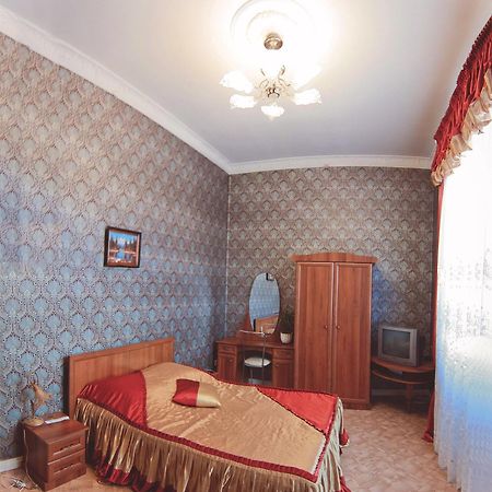 Гостиница Версаль Херсон Номер фото